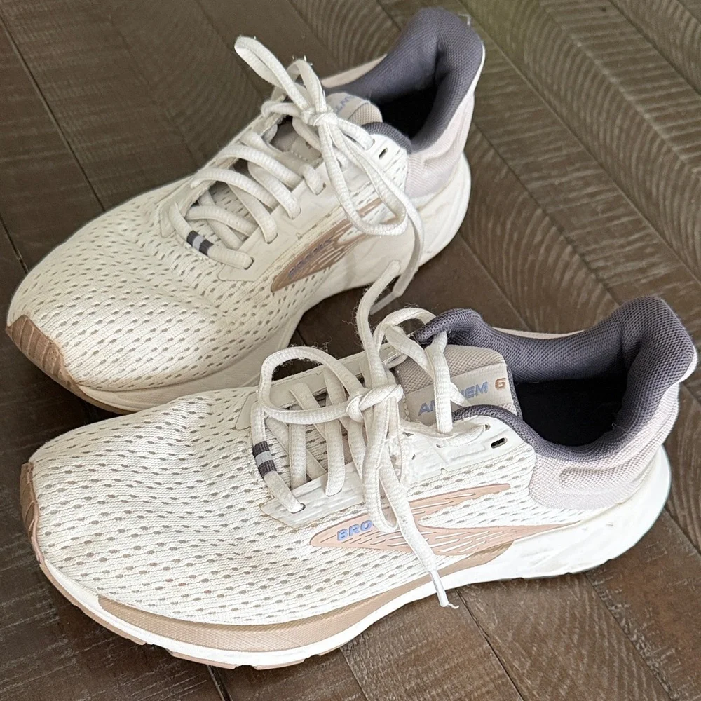 Brooks Cream and Tan Athletic Shoes - Picture 2 of 4
